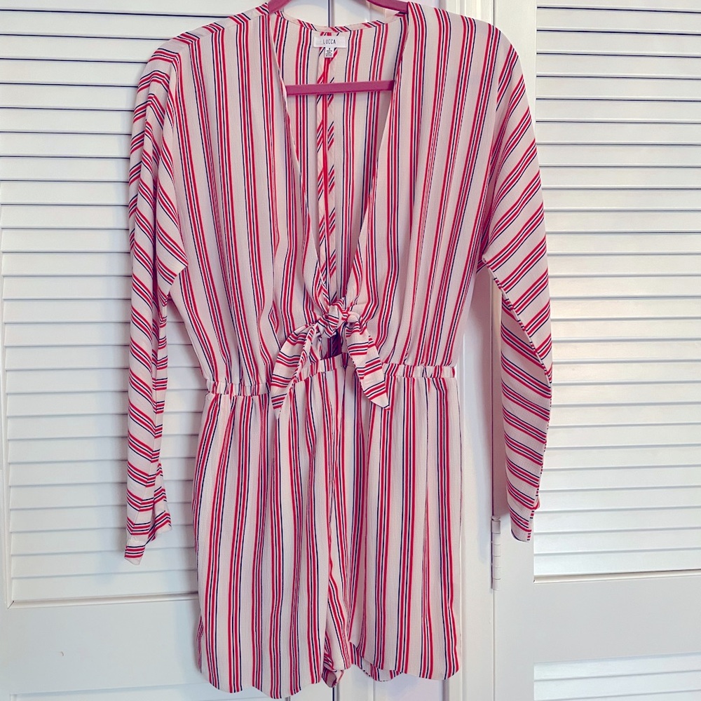Womens S Low V-Neck Romper